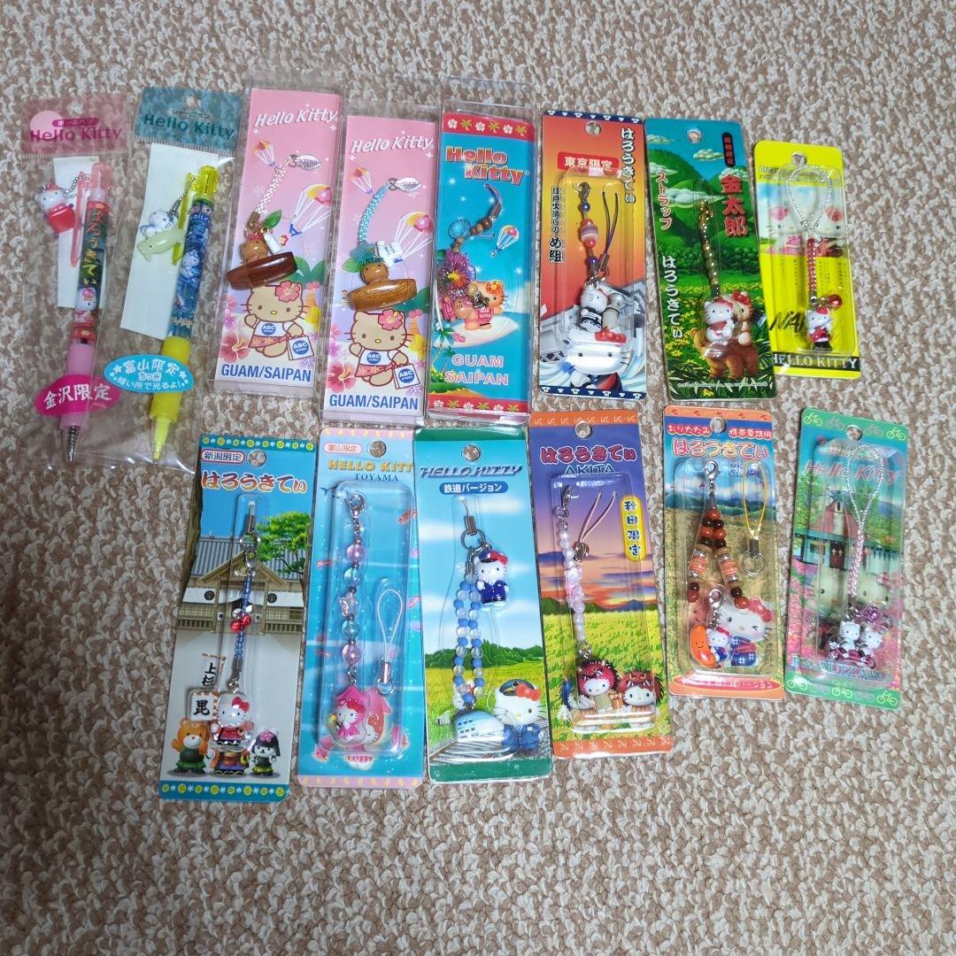 ご当地キティ　ボールペン、ストラップなど 32個