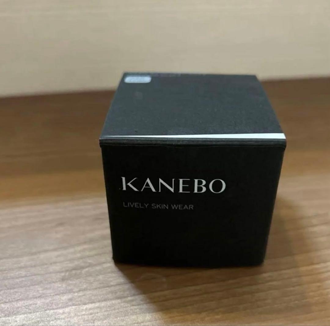 カネボウ ライブリースキンウェアII 240 Linen - メルカリ