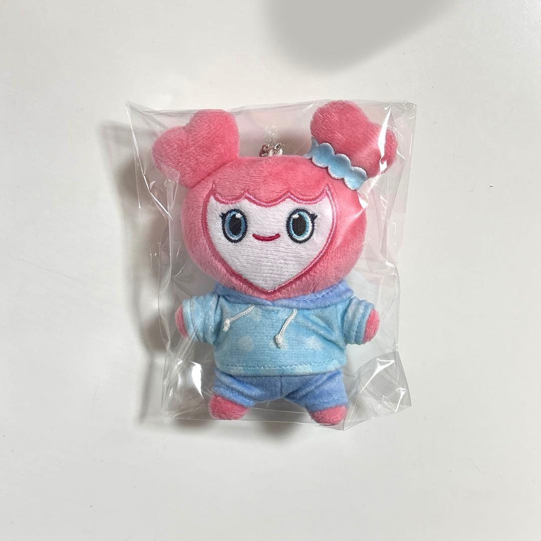 TWICE モブリー モモ バックチャーム - メルカリ