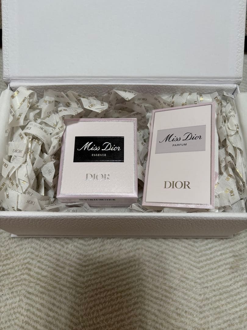 Dior Miss Dior エッセンス & パルファム セット 35ml