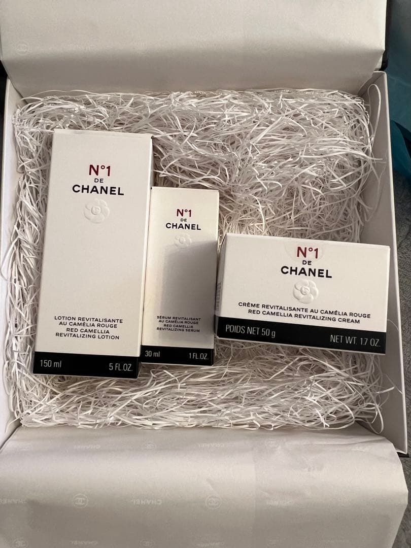 CHANEL N°1 de CHANEL 化粧水＆美容液＆クリームセット