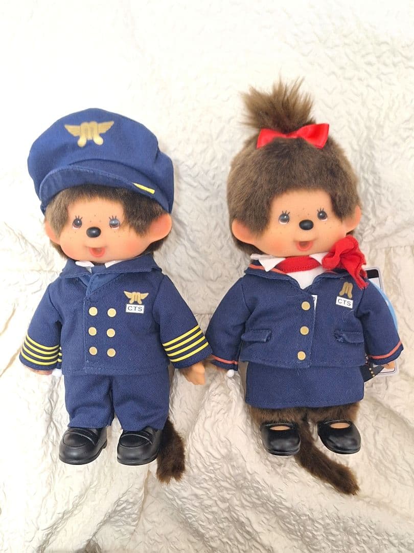 モンチッチ　新千歳空港限定　機長モンチッチ　CAモンチッチ　パイロット　セット