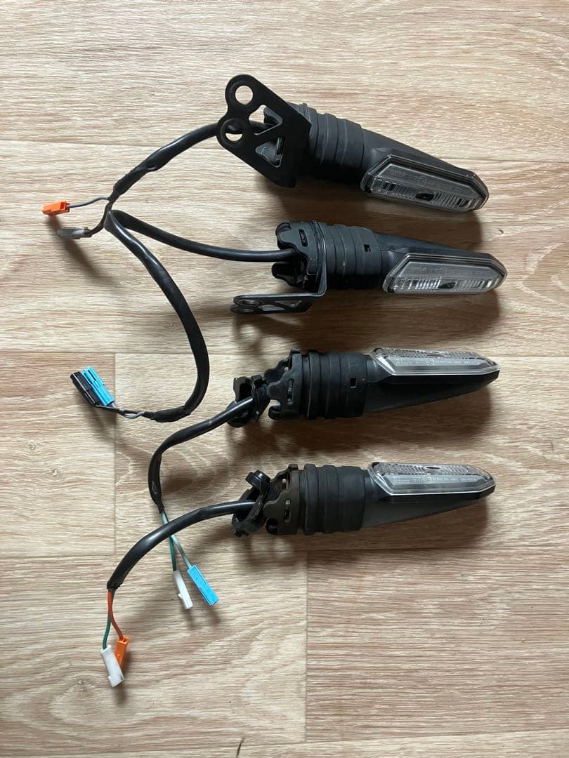 CRF250L MD47 ウインカー Left Front Turn Signal 13-16 CRF250L OEM Honda Lens Bulb Blinker