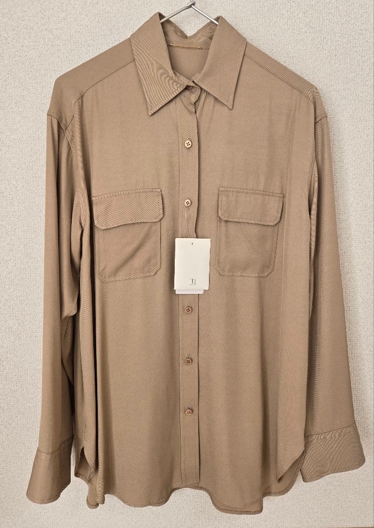 タグ付き未使用品【Safari シャツ】