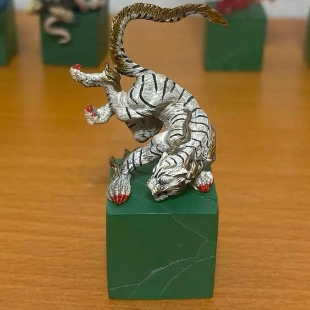 デモンズクロニクル 四聖獣4体セット - メルカリ