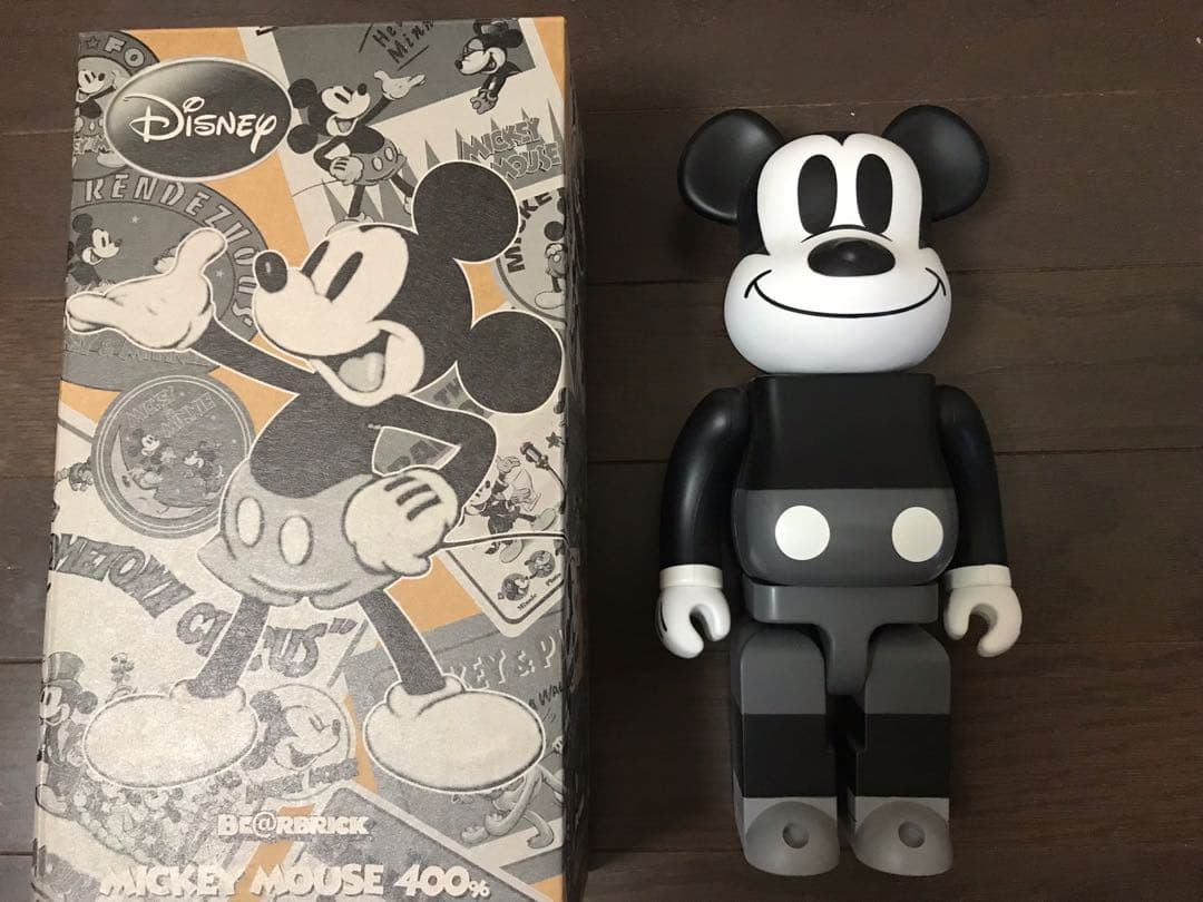 ベアブリック ミッキーマウス白黒