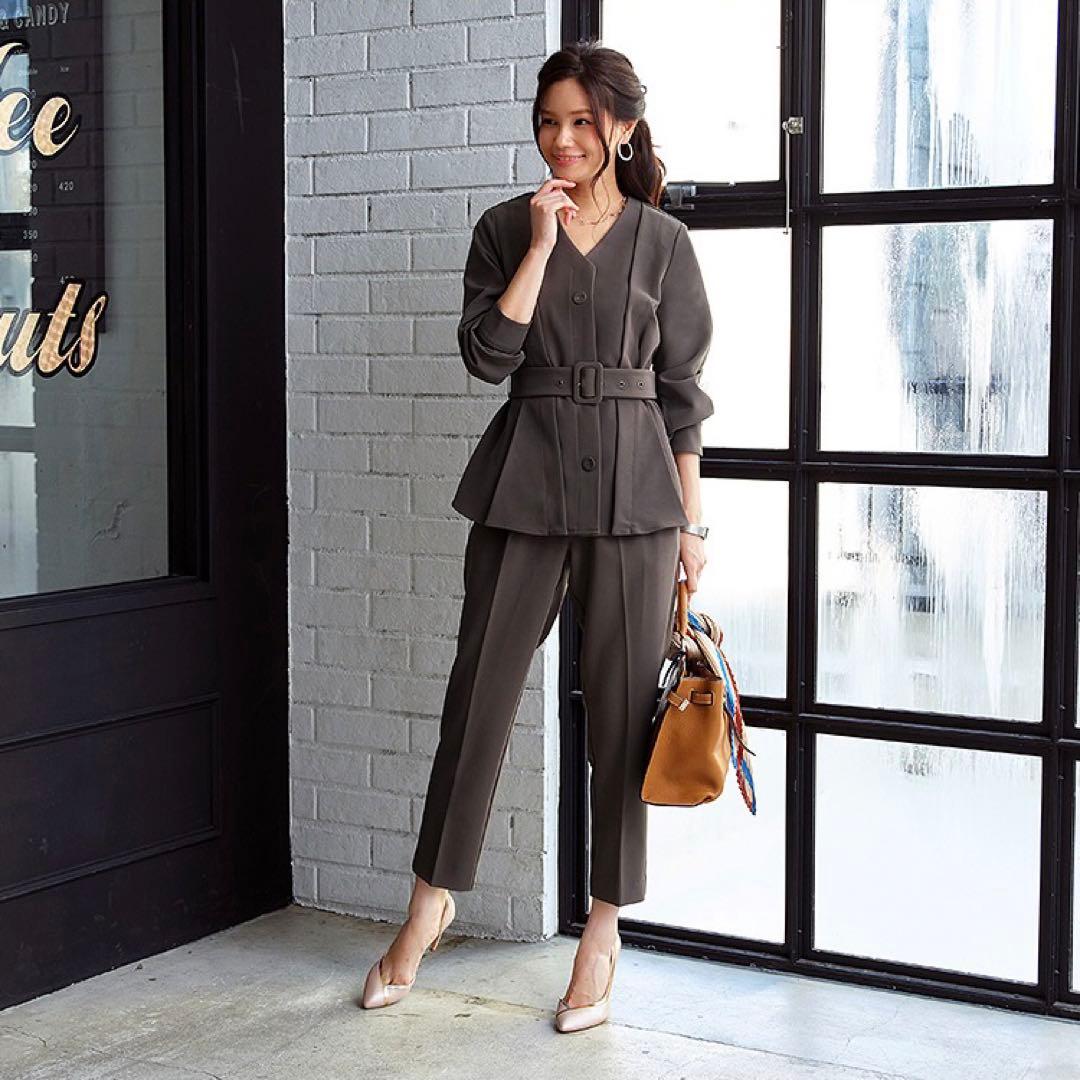 新品未使用　ルイルエブティック　パンツスーツ　セットアップ　オケージョン　入学式