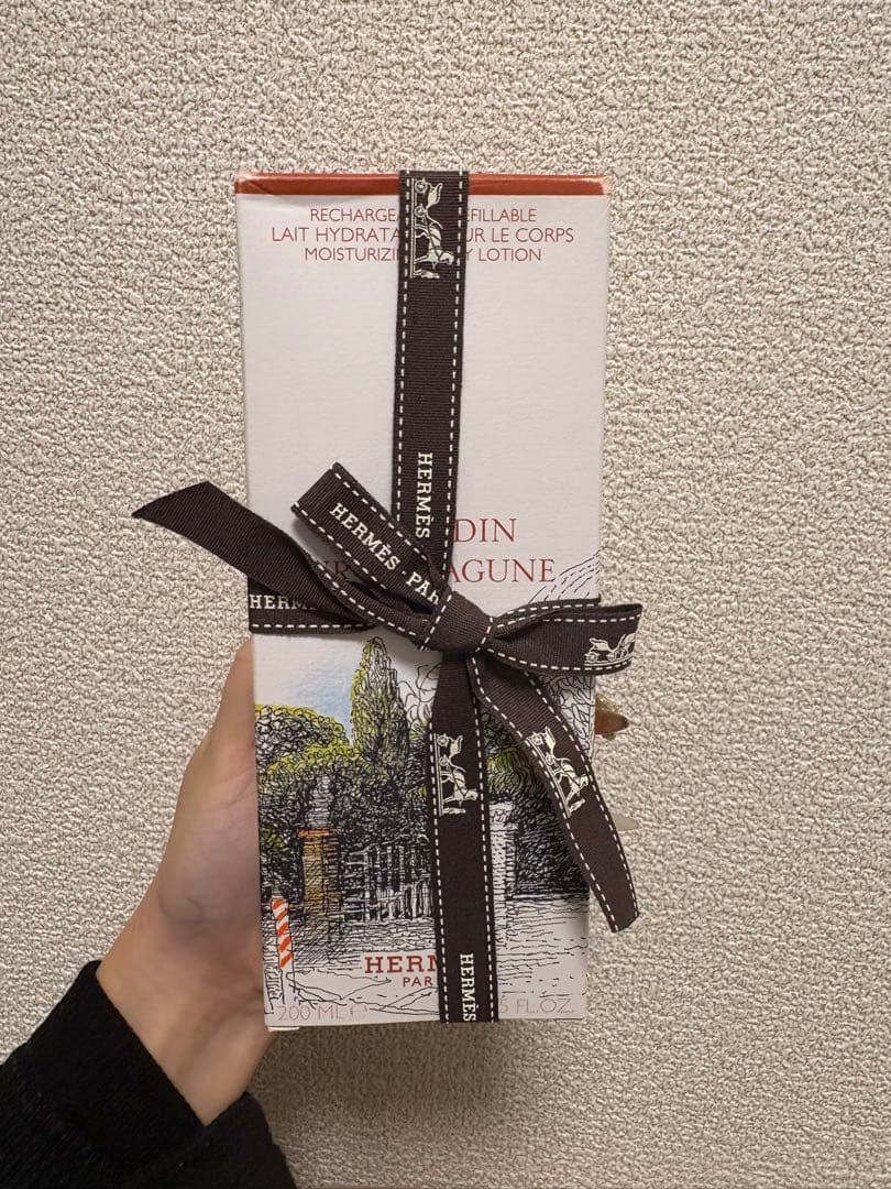 HERMES モイスチャライジング ボディローション