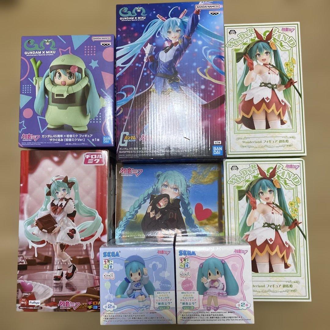 初音ミク　フィギュアセット