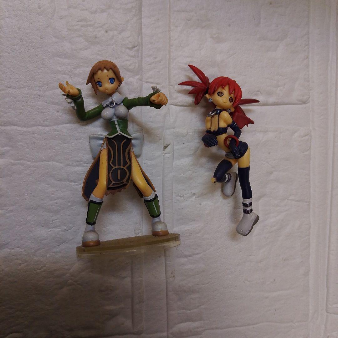 魔界戦記ディスガイアエトナ　フィギュア　2体