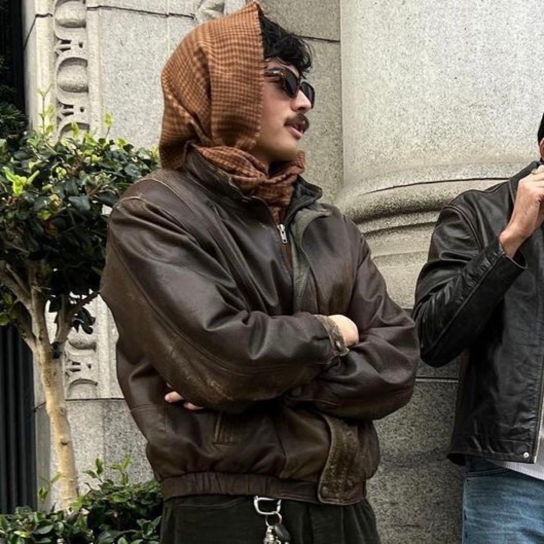 90s 短丈 レザージャケット MA-1型 ブラウン チェック柄 古着 本革 90s 短丈 レザージャケット MA-1型 ブラウン チェック柄 古着 本革 90s ma1