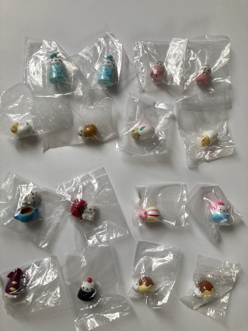 にゃんにゃんにゃんこ　ストラップ16個