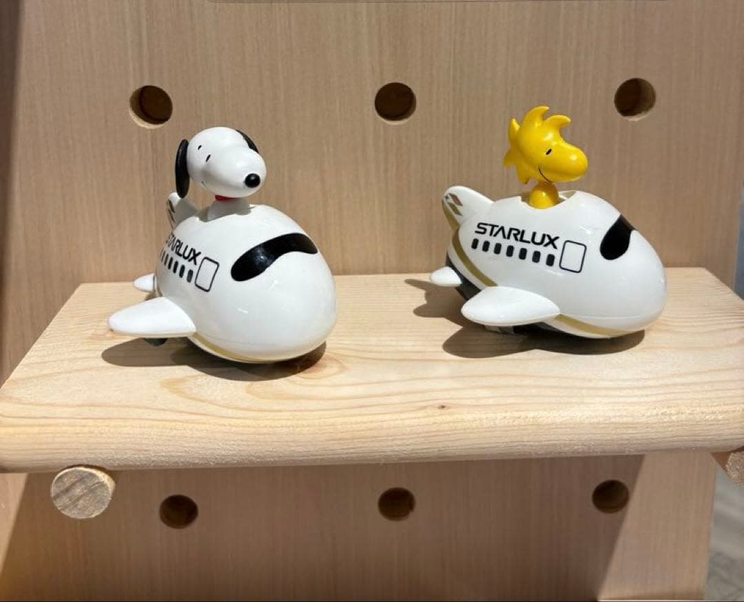 スヌーピー × STARLUX コラボ ミニカー 2点セット（限定）