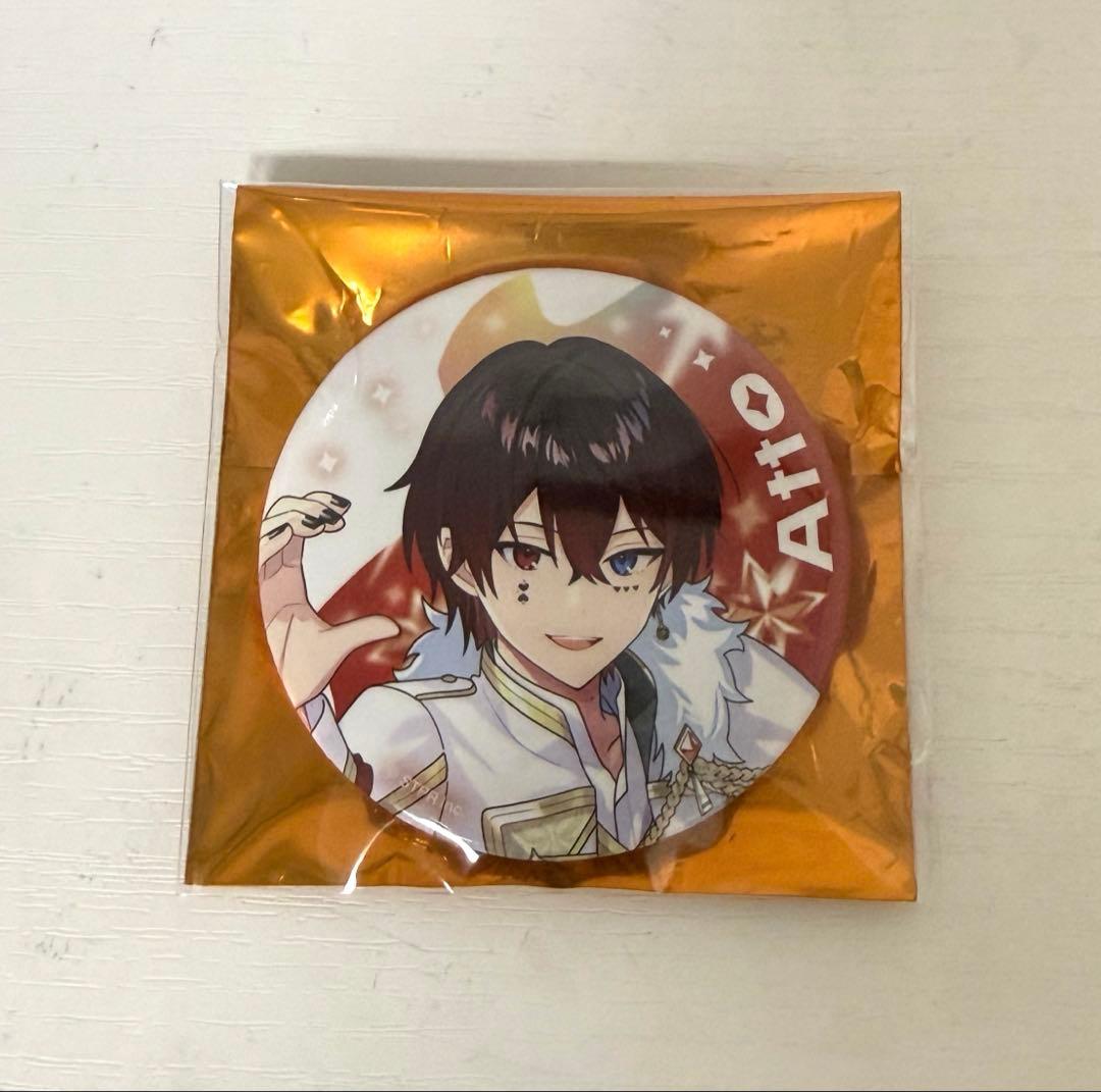 あっとくん AMPTAK×COLORS すとふぇす2026 等身 缶バッジ - メルカリ