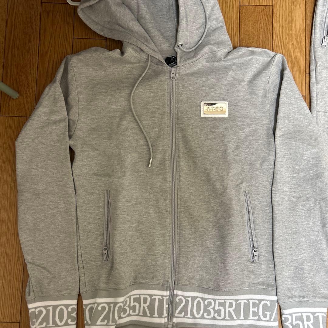 アダムスジャグラーセットアップ。上下別々での販売希望の方コメント