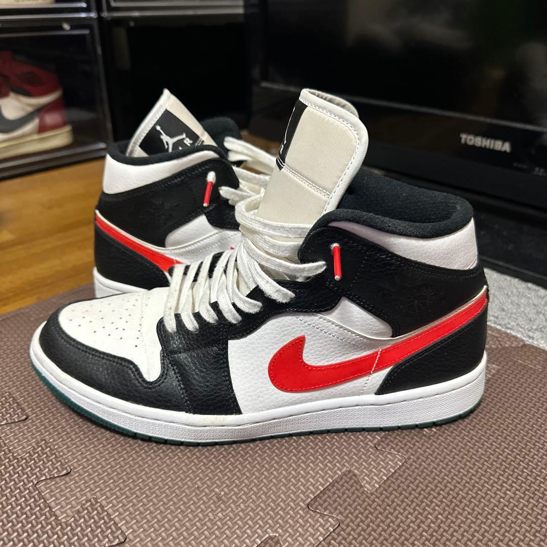 キャロル様専用 Nike Air Jordan ナイキ 1mid 箱無し - メルカリ