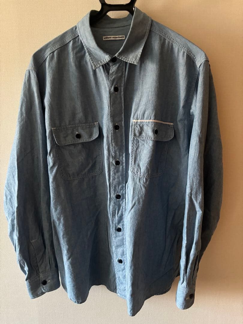 トップス uniform experiment WASHED CHAMBRAY SHIRT