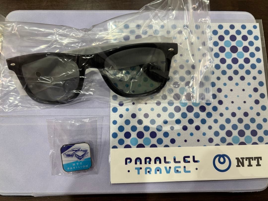 NTT PARALLEL TRAVEL メガネ　バッチセット 万博