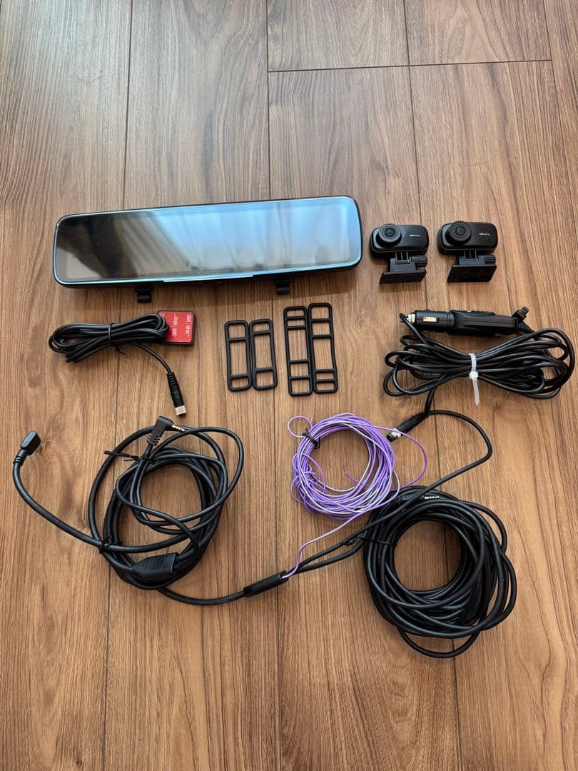 ミラー型ドライブレコーダー　KENWOOD DRV-EM4800