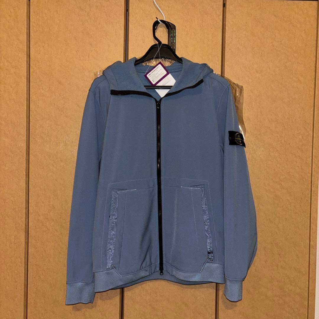 stone ストーンアイランド　マウンテンパーカー STONE ISLAND(ストーンアイランド) マウンテンパーカー(メンズ