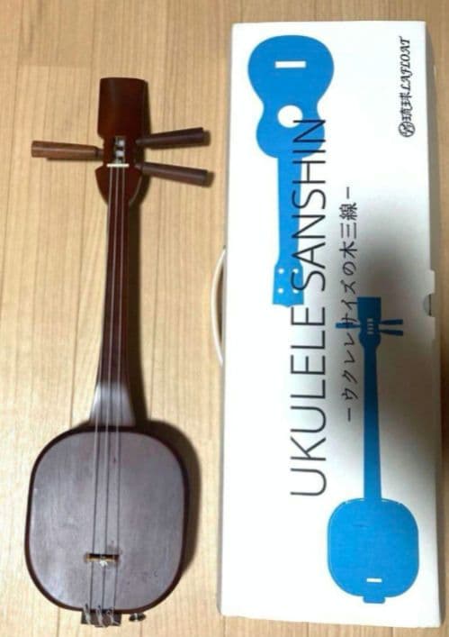 【GW割】ウクレレ三線 3弦 ブラウン 箱付き