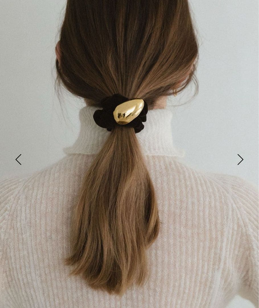 ＜LETICIA＞エッグ ベルベット シュシュDK.BROWN