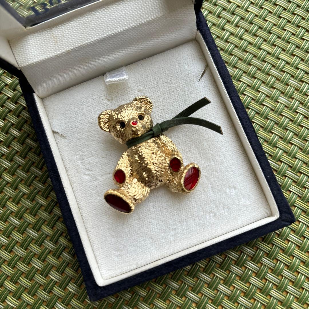 バーバリー ブローチ テディベア - メルカリ