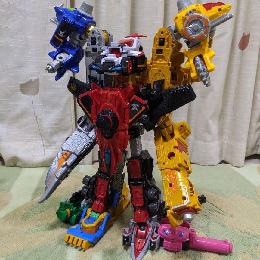 グットクルカイザーvsx ルパンレンジャー　パトレンジャー　ロボ　ゴジュウジャー