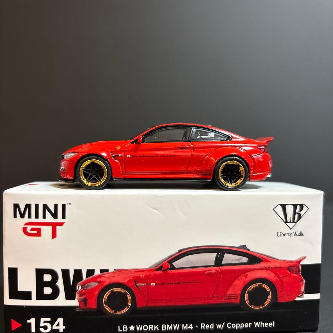 MINIGT  M4 LB☆WORKS 1/64 MINI GT 希少 1/64スケール MINI GT「LB☆WORKS BMW M4」(ベイビーブルー)ミニカー