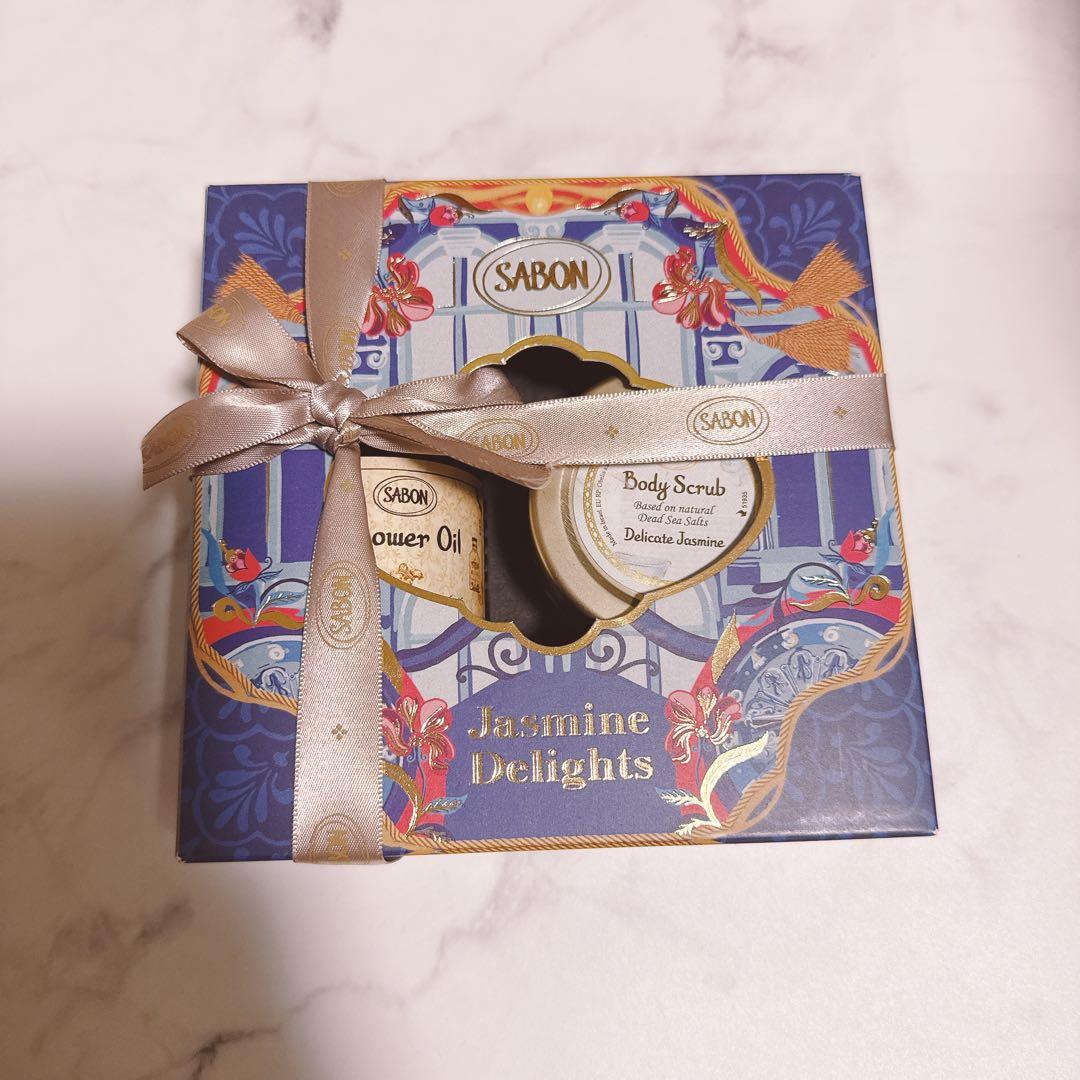 新品】SABON デリケートジャスミン ギフトボックス スクラブ ボディ