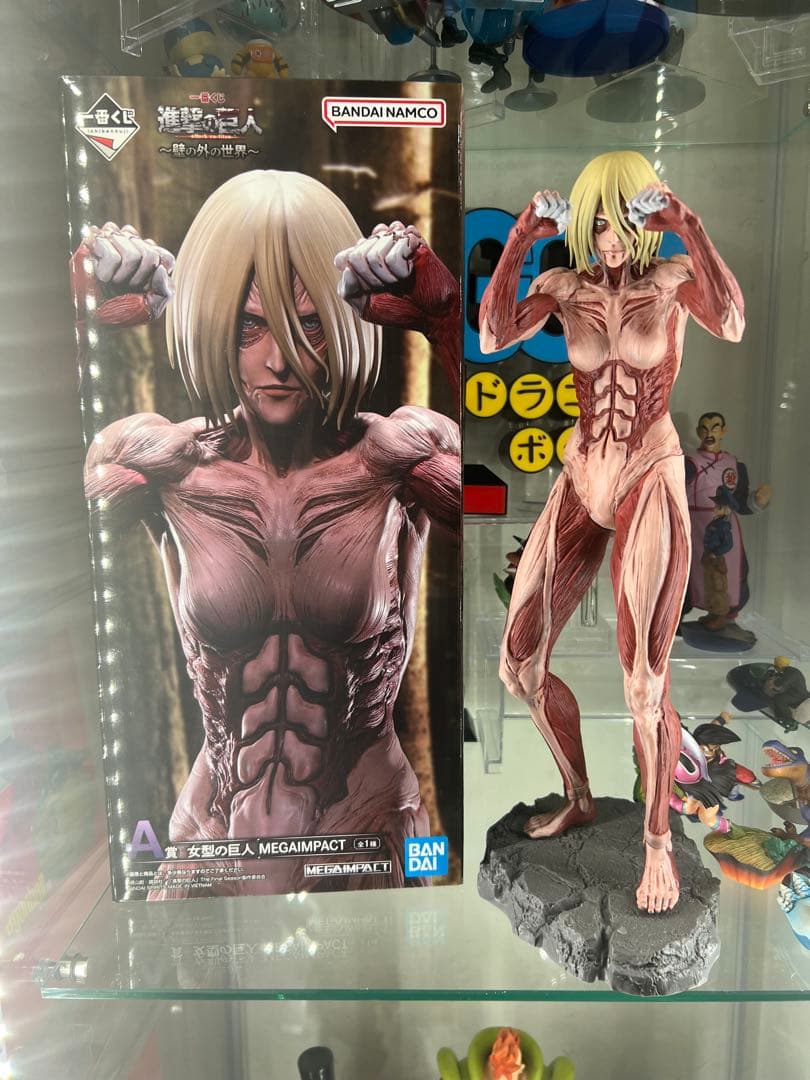 女型の巨人　一番くじ　Ａ賞