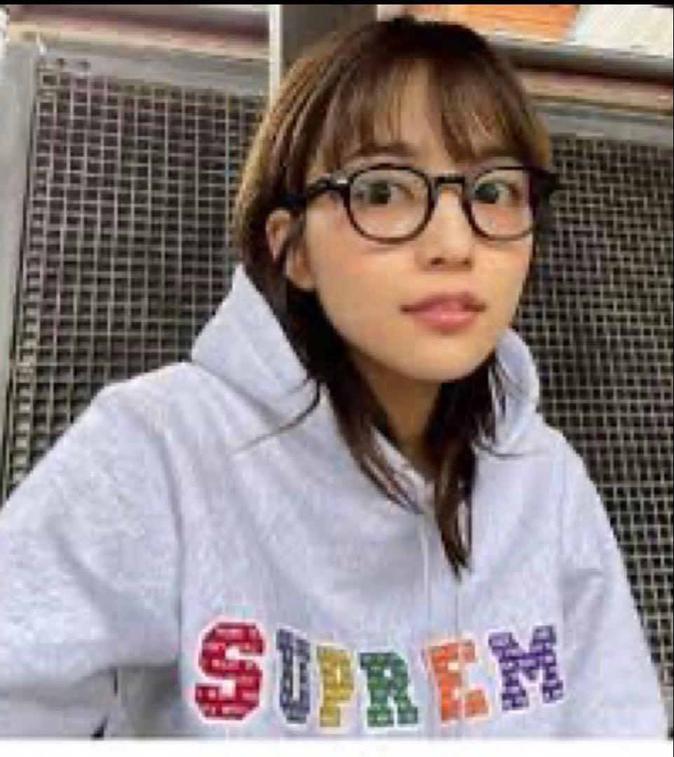 182【人気即完売品】シュプリーム♤刺繍ビッグロゴ 川口春奈着用L