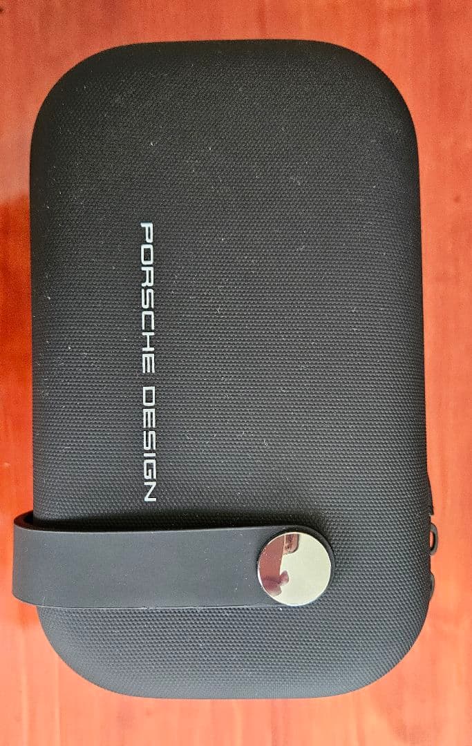 ルフトハンザ航空　ポルシェデザイン　アメニティ　ルームウェア　セット