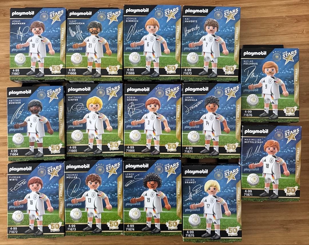 新品未開封プレイモービル サッカードイツ代表　DFB STARS 14箱