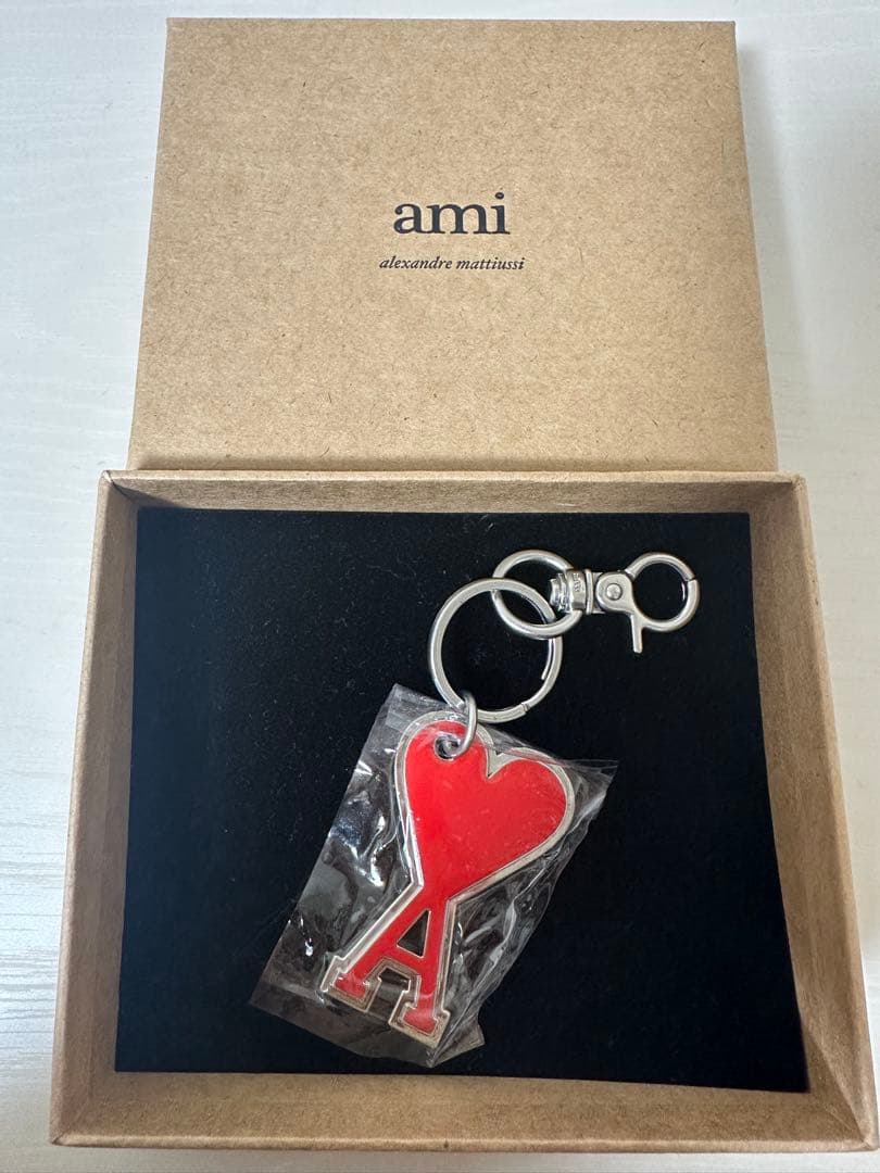 新品⭐︎アミパリス　Ami de Coeur キーリング レッド