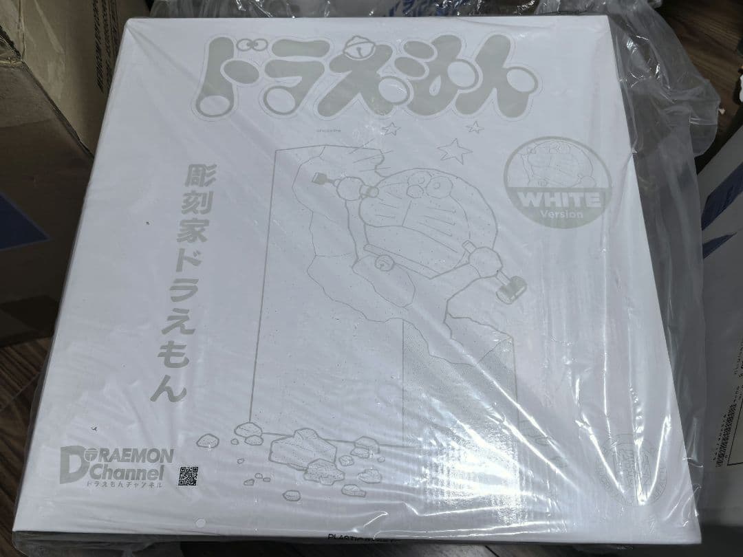 彫刻家ドラえもん White Ver. メディコムトイ - メルカリ