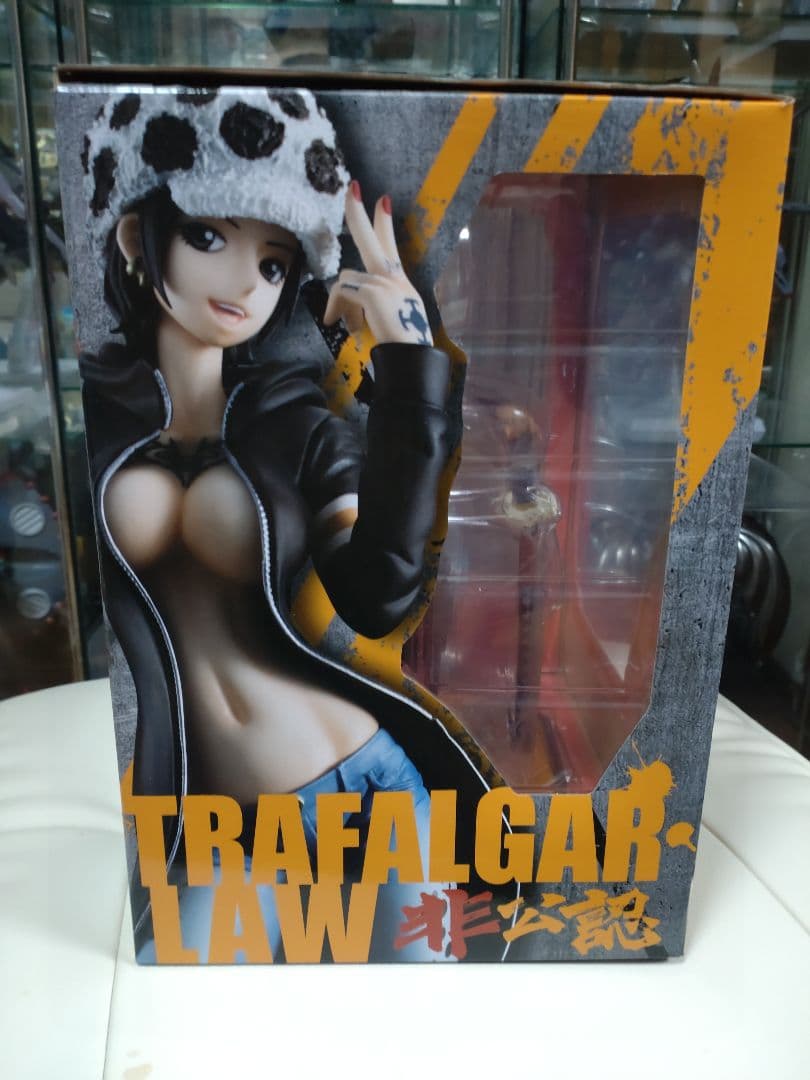 ワンピース POP 非公認 トラファルガー・ロー フィギュア 女体化