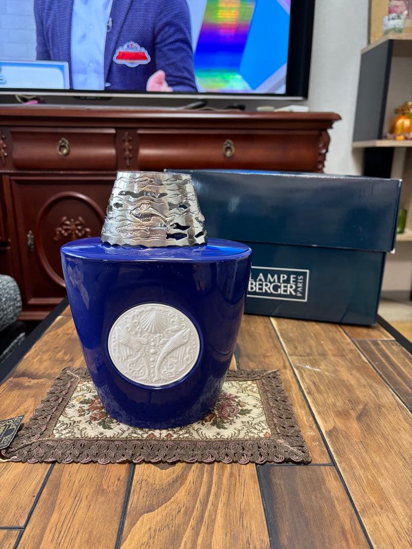 ランプベルジェのフォーチュンフィッシュ、定価27万円です。こちらは元箱有りです