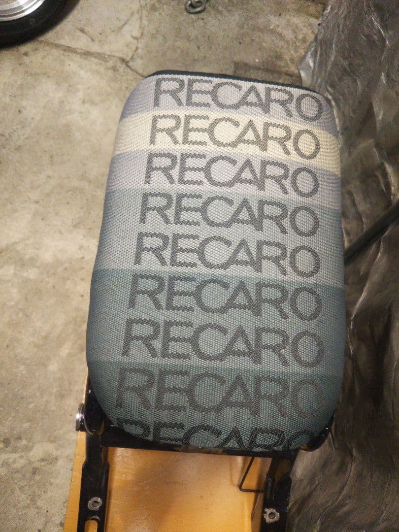 1/17 RECARO柄 ズーマー用カスタムシート