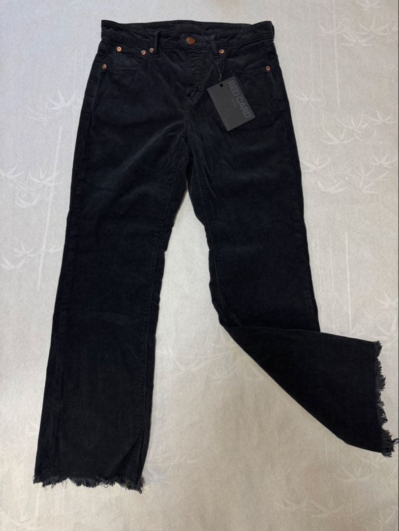 明日投稿削除新品 RED CARD Flare 24 ブラック　ベロア