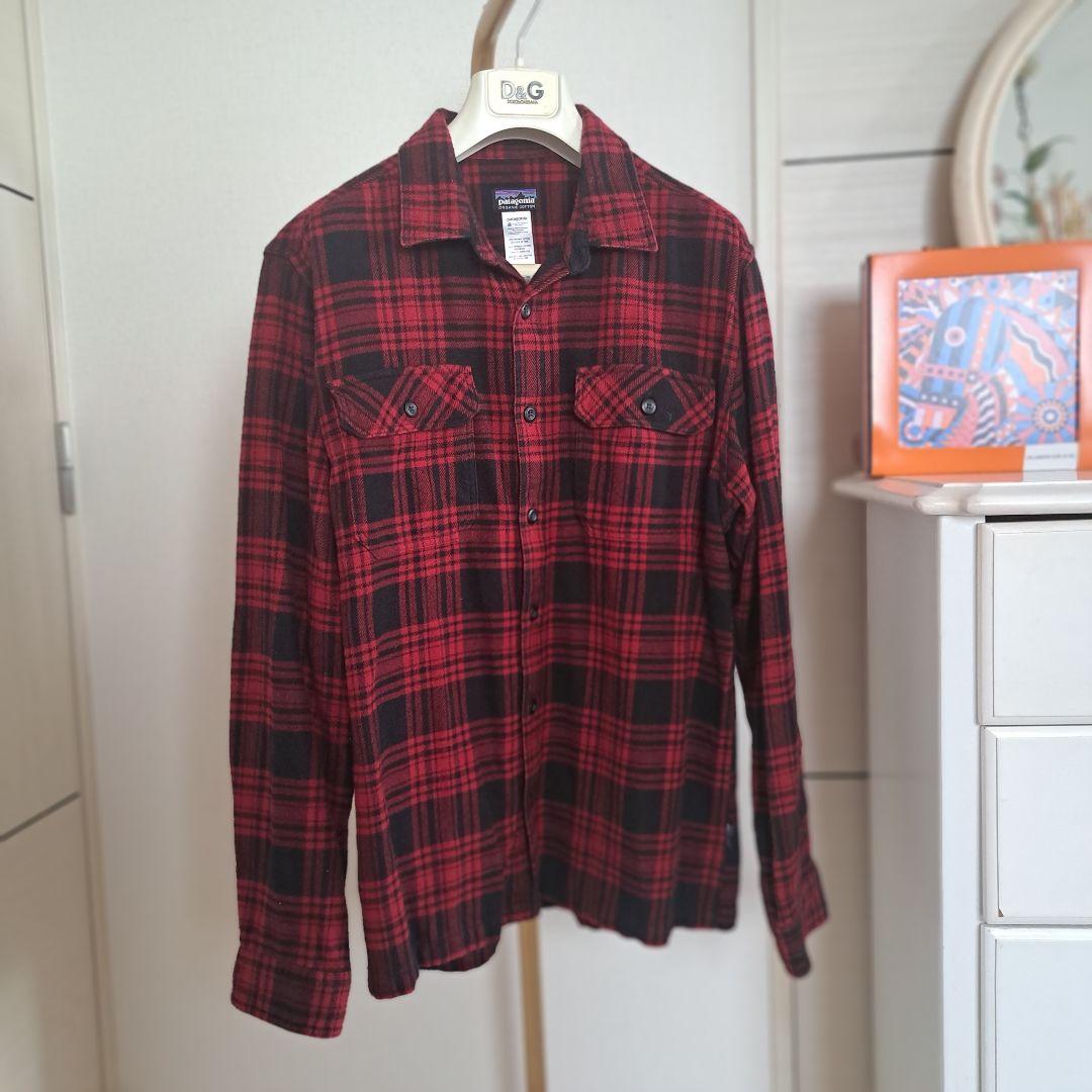 パタゴニア オーガニックコットンフィヨルドフランネルシャツ M 赤