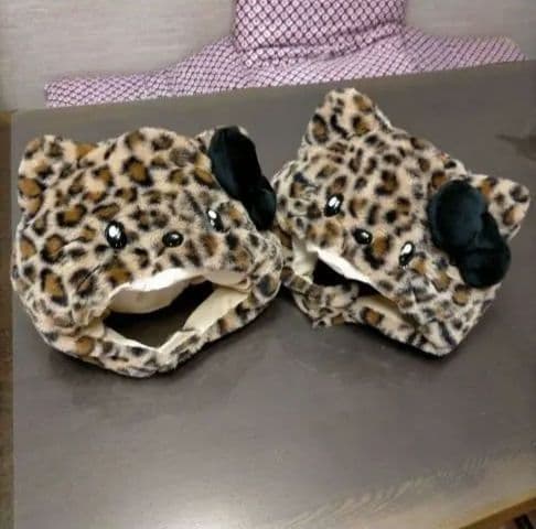 USJ キティヒョウ柄ぬいぐるみハット×2