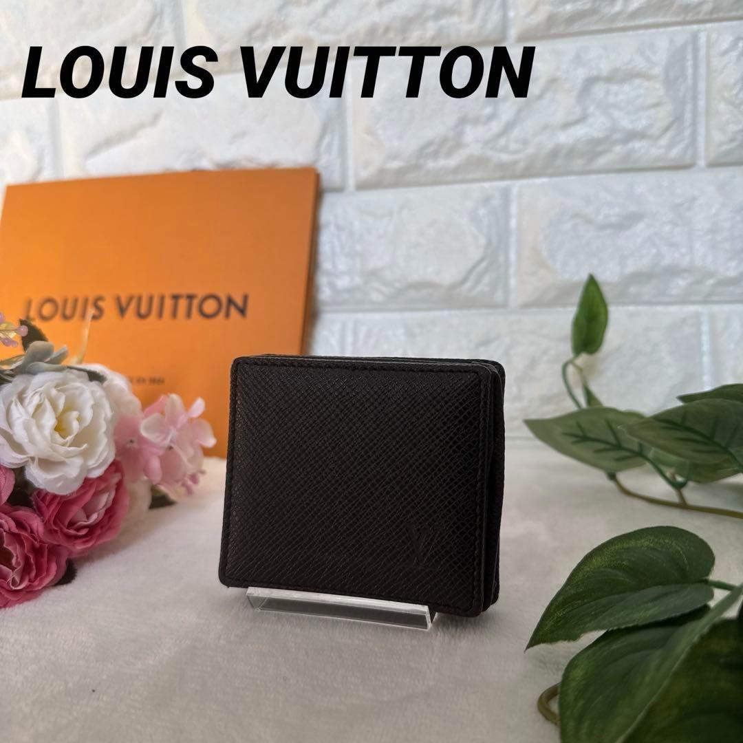 まいける　断捨離中♡ルイ・ヴィトン タイガ　ポルトモネ・ボワット