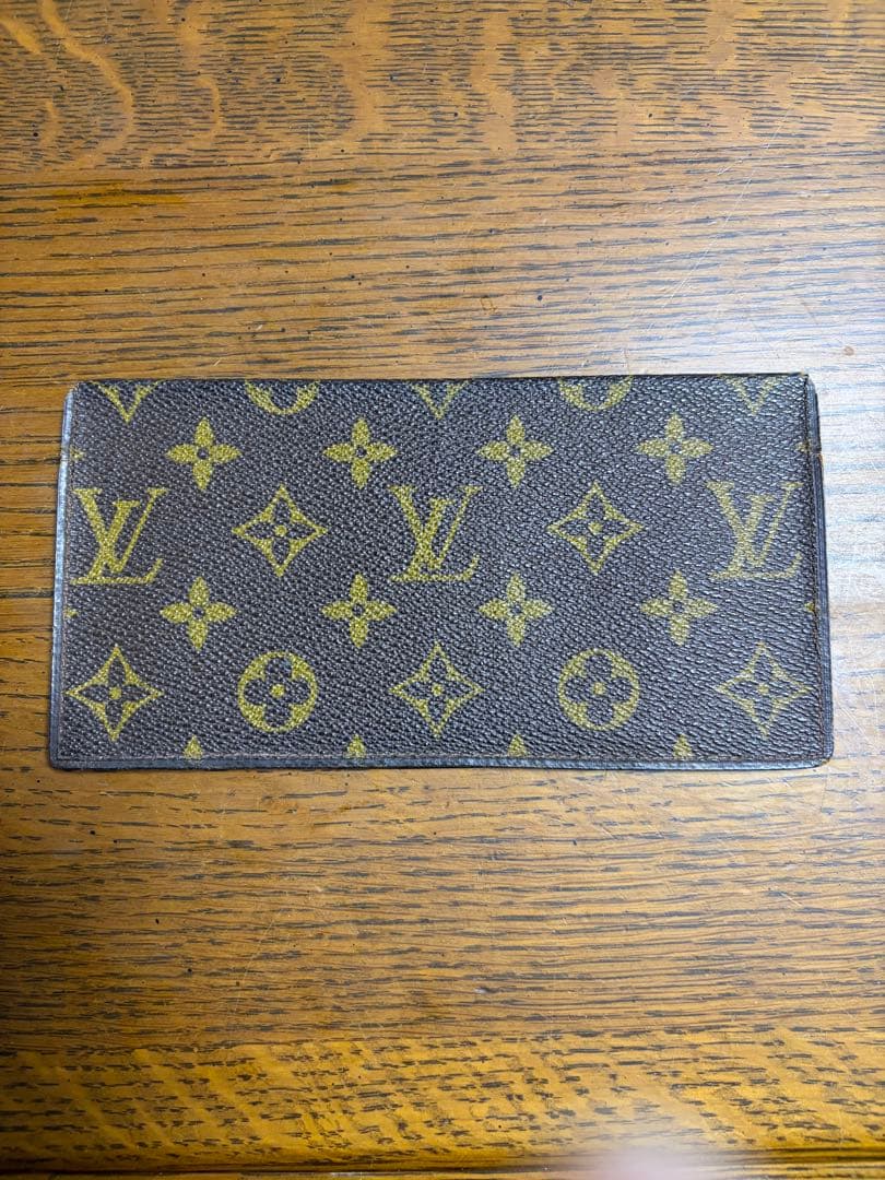 Louis Vuitton モノグラム 長財布　ルイヴィトンお札入れ