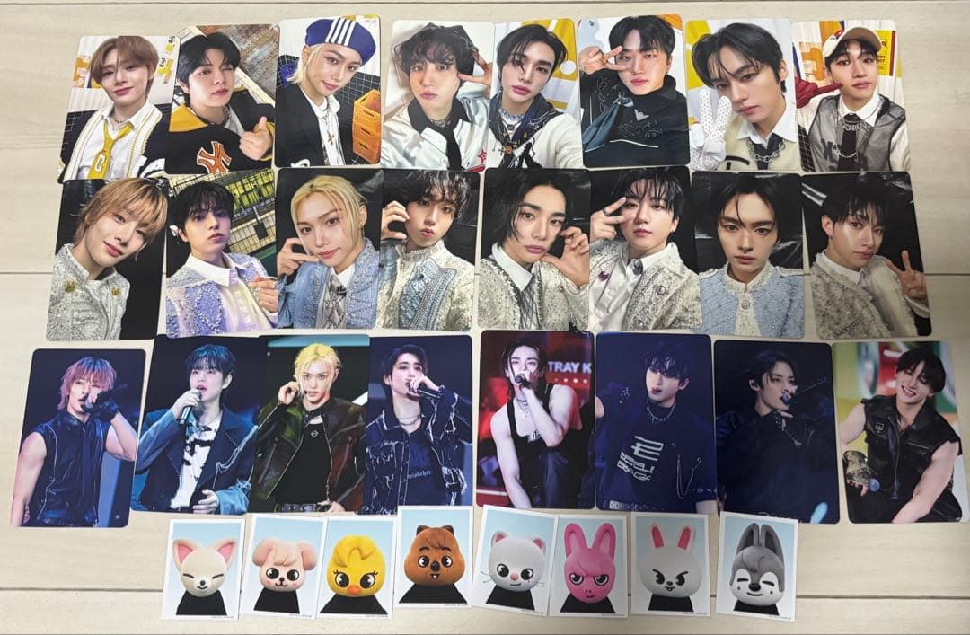 スキズ　StrayKids トイワールド　フォト トレカ 32枚　タワレコ　２