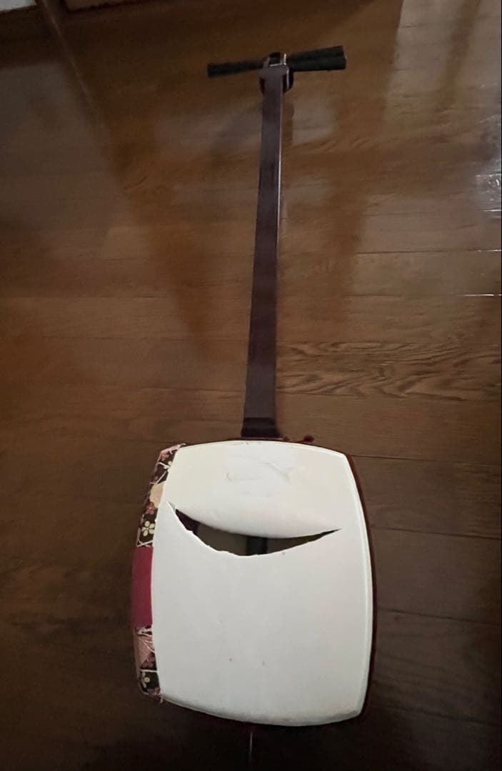 地唄用　三味線本体 紫檀 三味線・お琴の老舗 菊岡 中むら】新品 地唄三味線 紫檀 丸打ち胴 黒檀