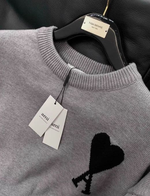 Ami Paris ami グレー ハート刺繍ニットユニセックス