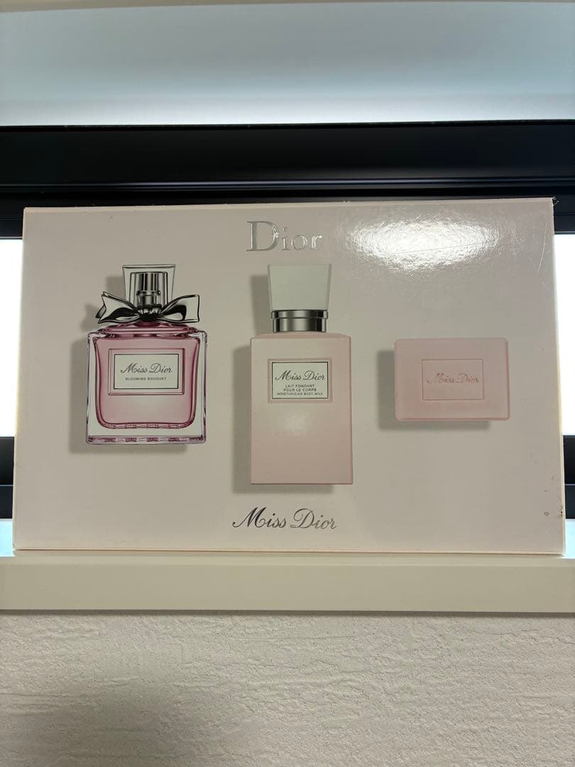 Dior Miss Dior 香水セット ギフトボックス入り