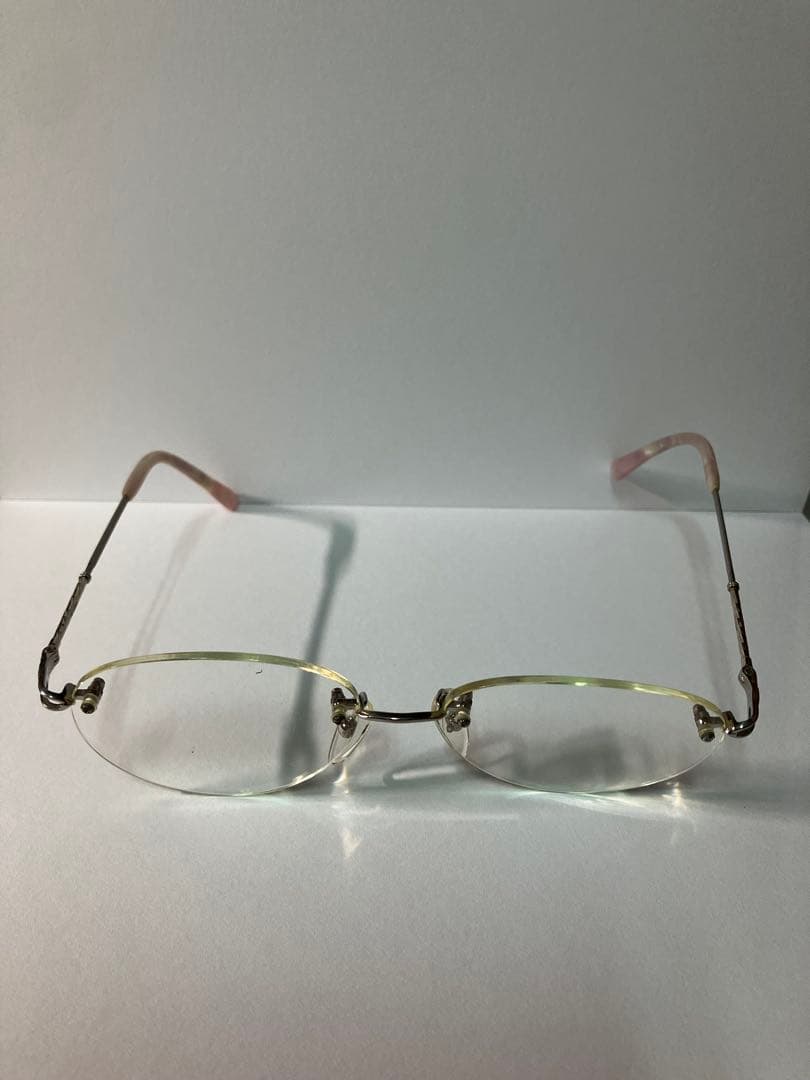 値下げ　パーツの一部にK14WGを使用　老眼鏡　ホワイトゴールド