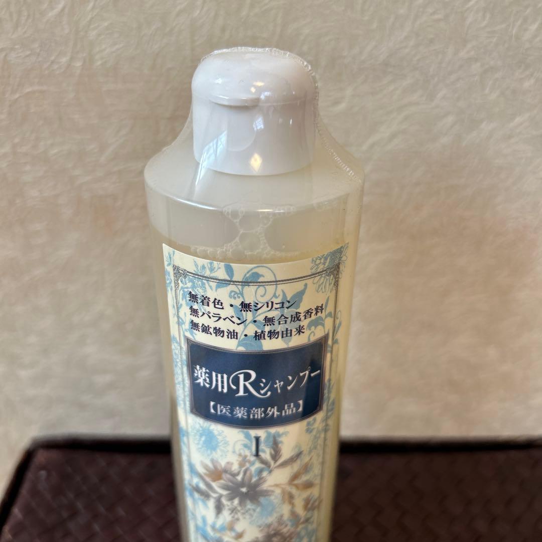 りんご！ アクティヘアクリニック薬用Rシャンプー①300ml ✖️4本セット